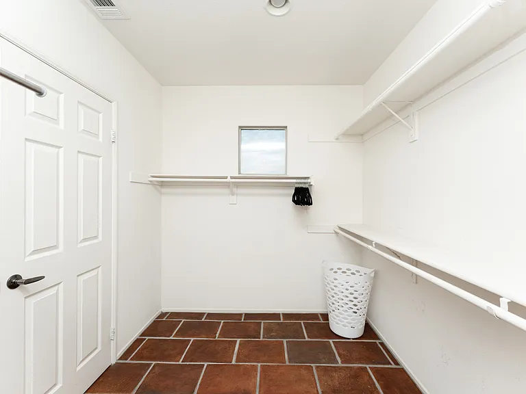 83328 Wagon Rd — Photo 11