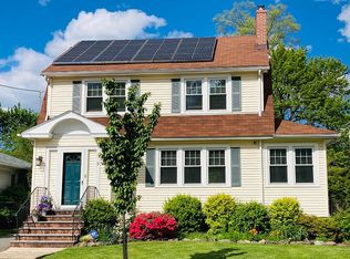 9 Rosedale Ave, Millburn, NJ 07041