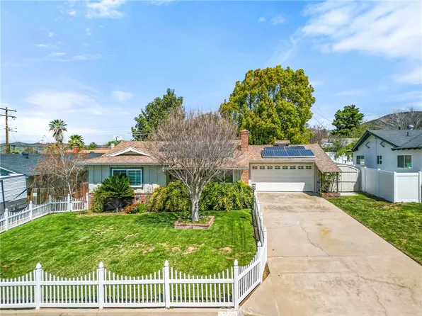 35590 Bella Vista Dr, Yucaipa, CA 92399