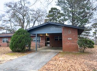 604 Kelly St, Warner Robins, GA 31098