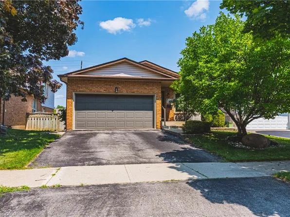 2206 Donald Rd, Burlington, ON L7M 3R9