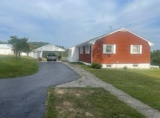 1813 Mountain Valley Rd, Vinton, VA 24179
