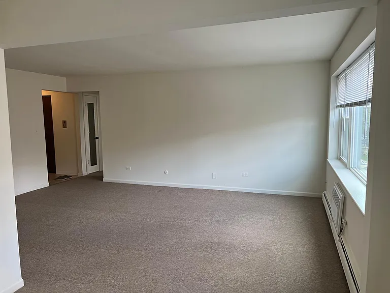 1240 W Jarvis Ave #305 — Photo 9