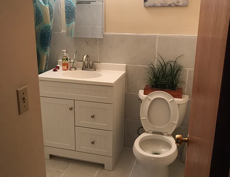 3346 S Whitnall Ave — Photo 1