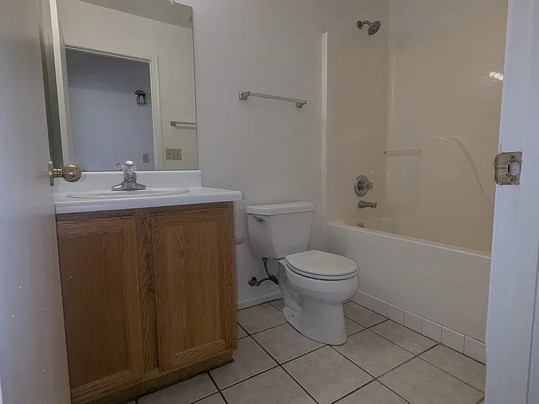 7835 S Lennox Ln — Photo 10
