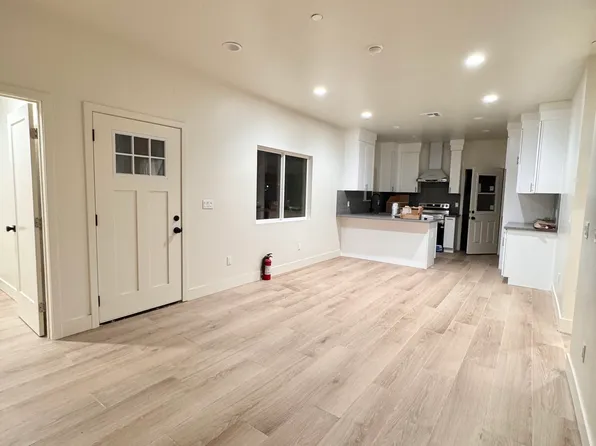 13701 Mills Rd, Garden Grove, CA 92843