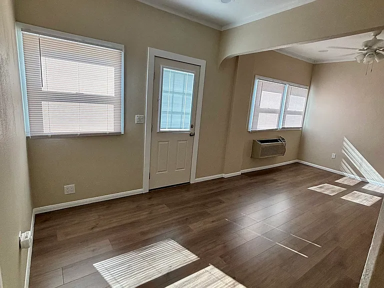 26 N Baldwin Ave #2 — Photo 12