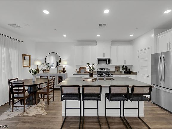 3rd image of 600 N Carriage Hill Dr #1069