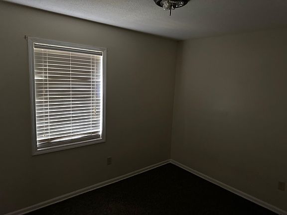 4th image of 222 Pickett Dr