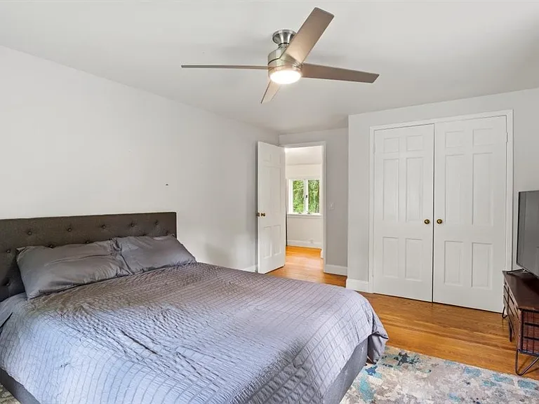 485 Oakridge Dr — Photo 27