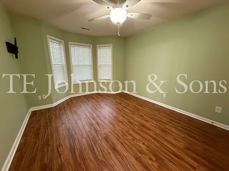 108 Greenway St — Photo 25