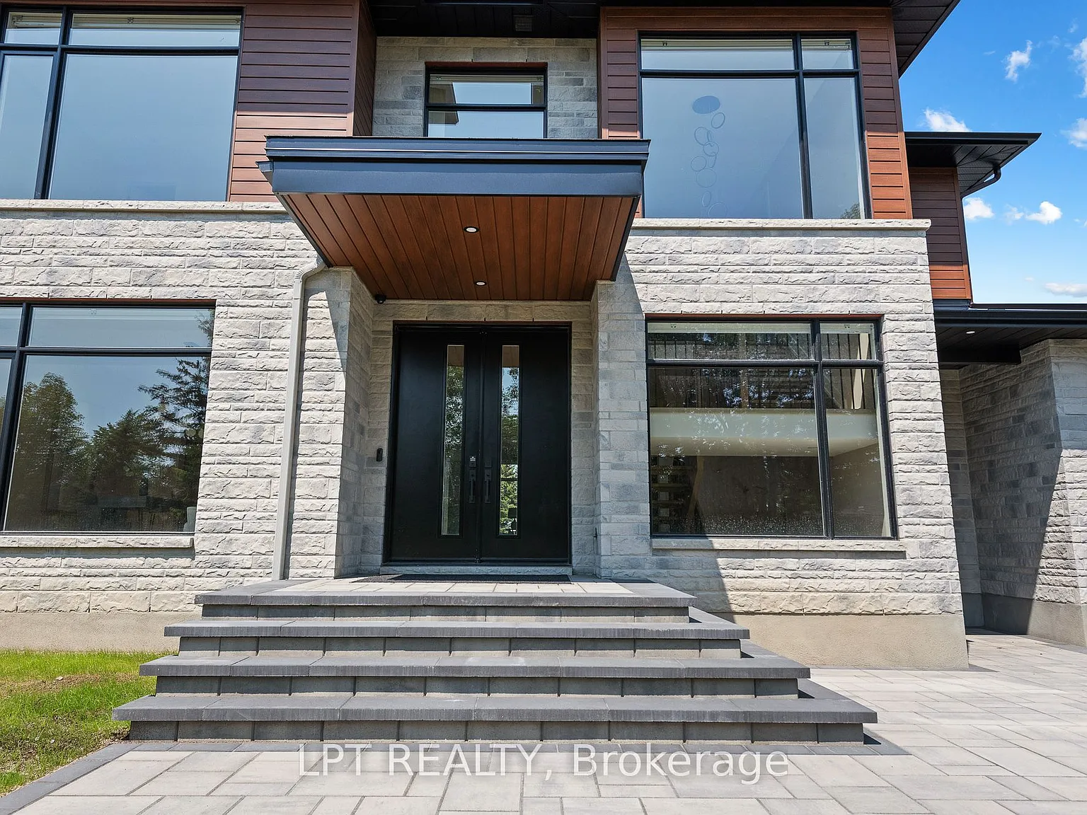 4 bed, $7,000 — Photo 2