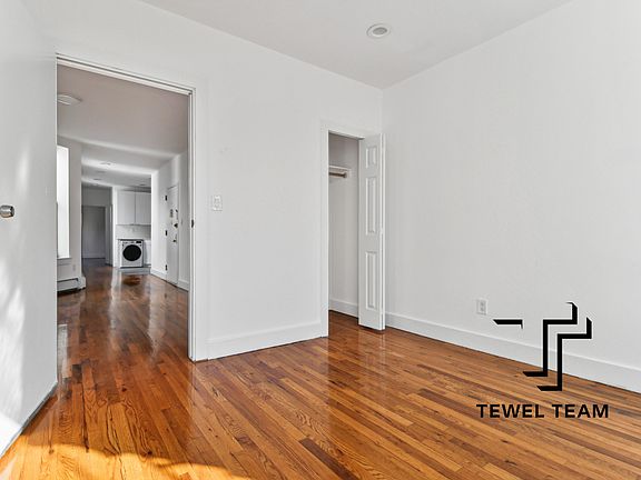 3rd image of 309 W 121st St APT 3A
