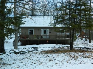 Saunders Dr, Bushkill, PA 18324