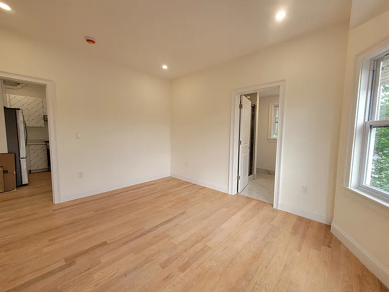 14 Chapman St #2 — Photo 16