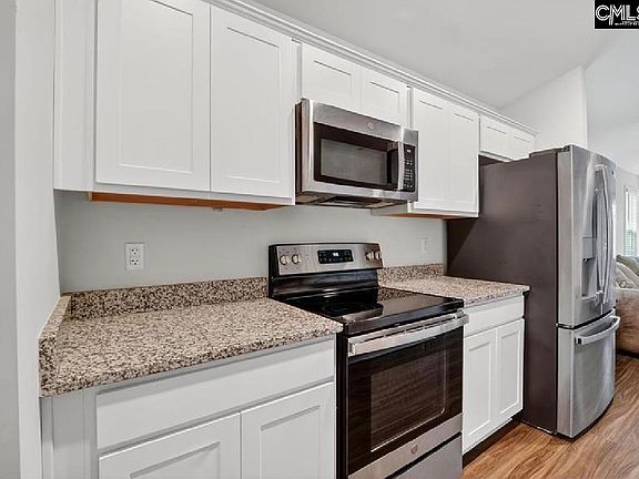 5th image of 765 Tanager Ln