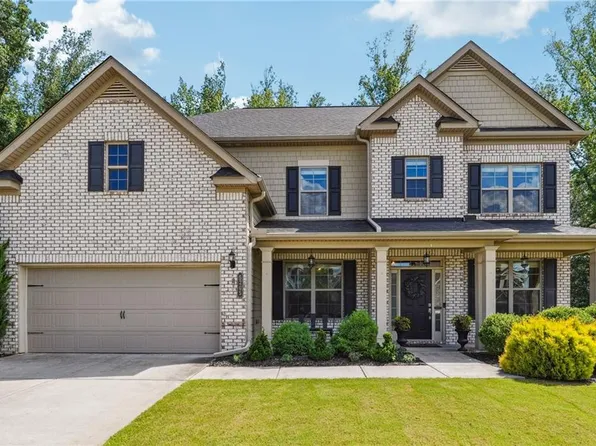 5205 Mirror Lake Dr, Cumming, GA 30028