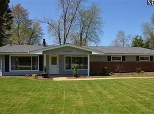 4524 Bradley Rd, Westlake, OH 44145