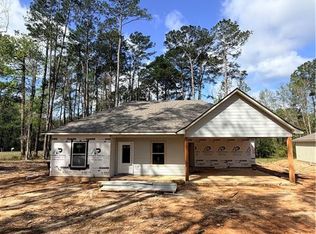 21 Lynn Dr, Ball, LA 71405