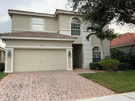 3rd image of 7850 NE Monarch Ct #7850