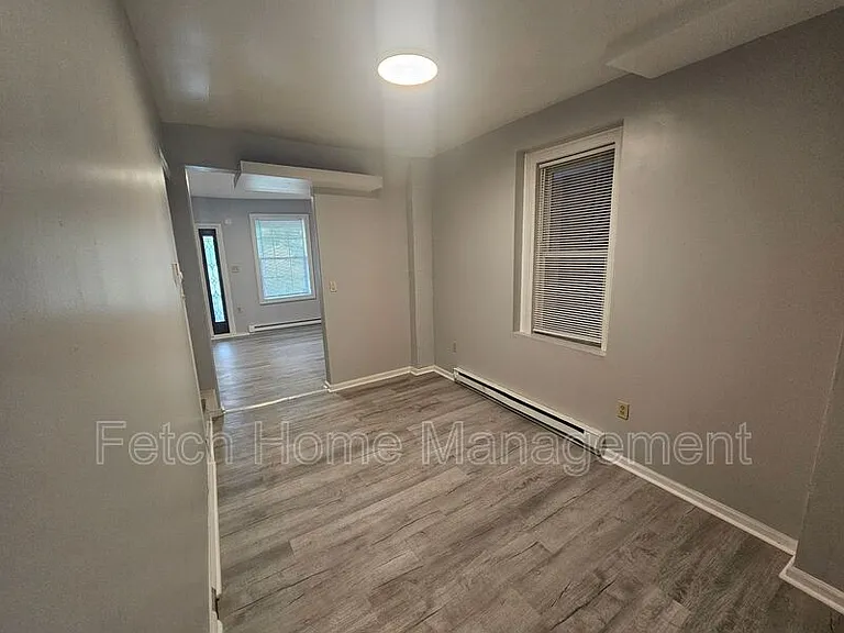 1854 Walnut St — Photo 6