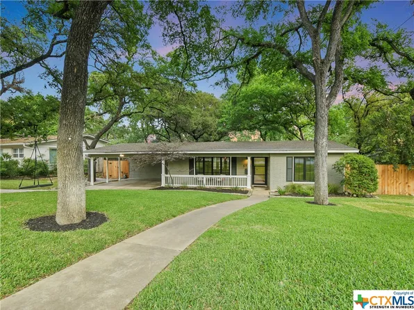 5705 Highland Hills Dr, Austin, TX 78731