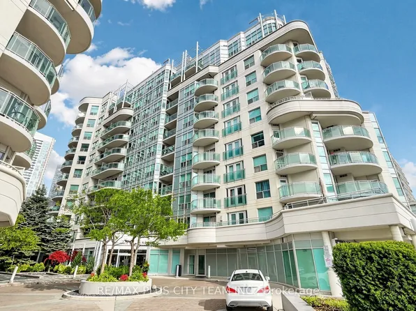 600 Queens Quay W #827, Toronto, ON M5V 3M3