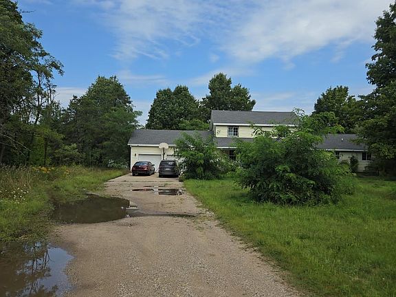 2nd image of 6361 Myers Rd NE
