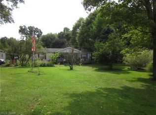 8190 Gotham Rd, Garrettsville, OH 44231