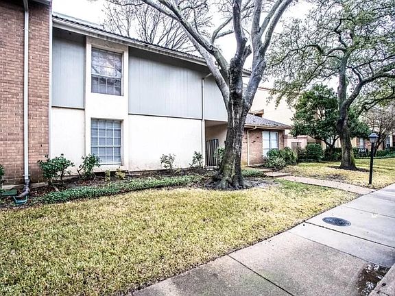 2nd image of 9246 Emberglow Ln