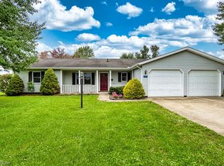 865 Knox School Rd, Alliance, OH 44601