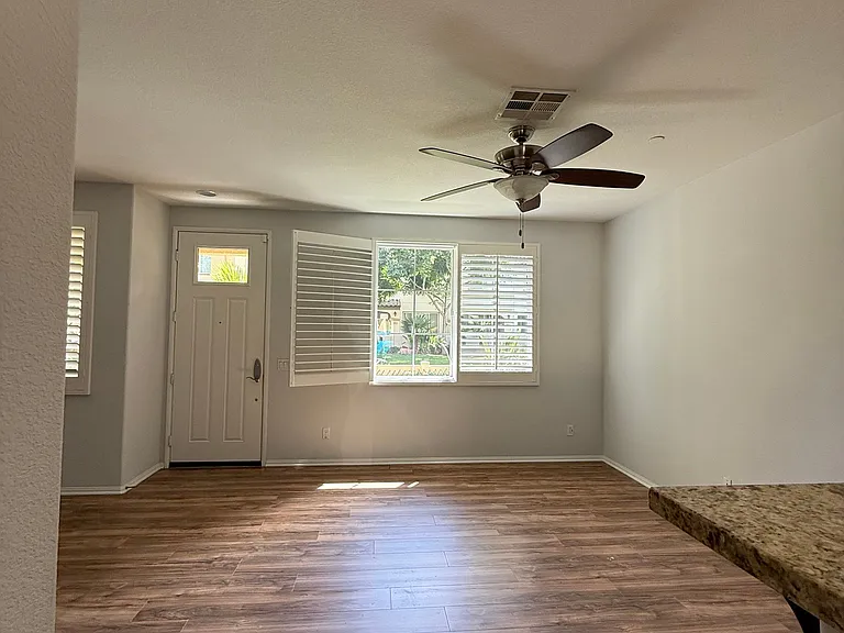 1460 Mockingbird Ct #3 — Photo 12