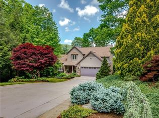 44 Fox Ridge Dr, Fletcher, NC 28732