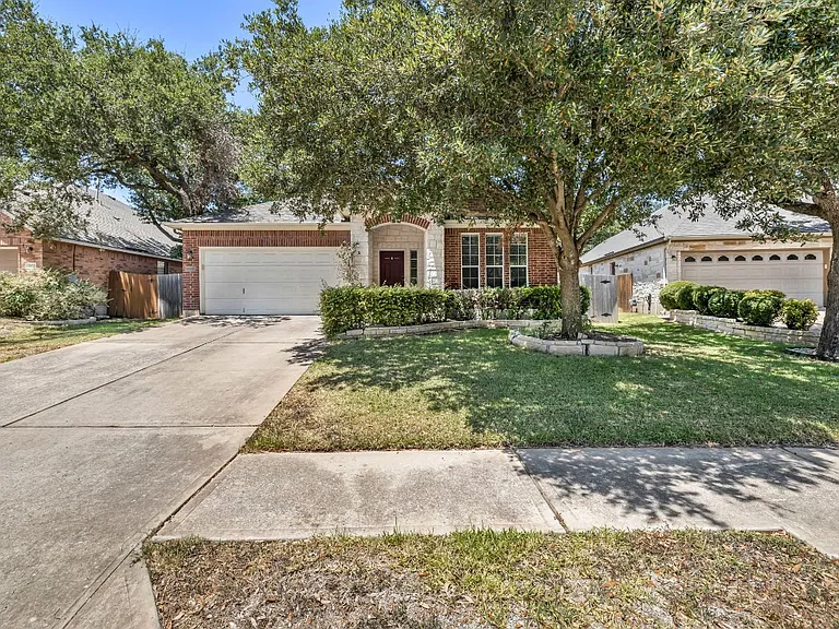3748 Pine Needle Cir — Photo 2