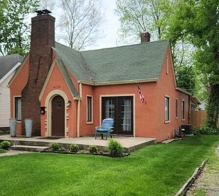 3rd image of 6170 Carrollton Ave