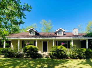 4881 Jamestown Rd, Waycross, GA 31503