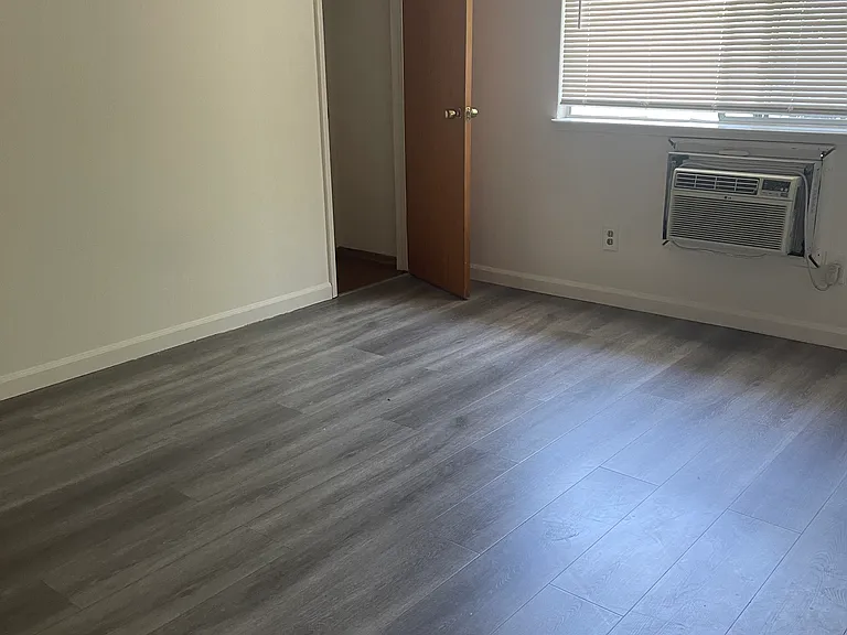 1809 T St #2 — Photo 6