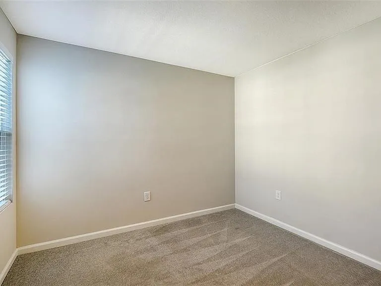 14244 Crimson Ave — Photo 31