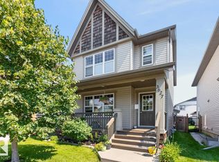 3627 12th St NW, Edmonton, AB T6T0G1