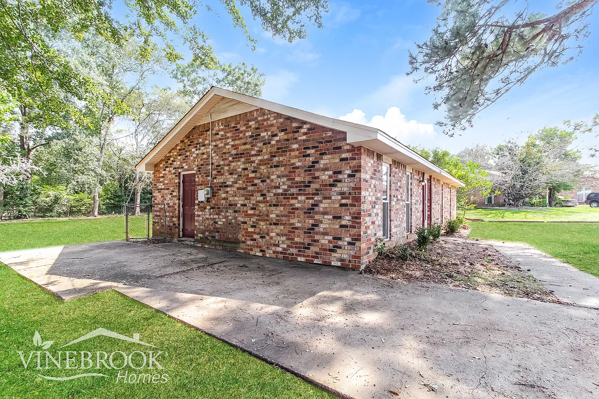Building Photo - 454 Mulligan Dr
