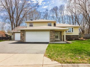 9931 Balsam Ln N, Maple Grove, MN 55369