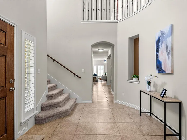 2693 Mirasol Loop — Photo 4