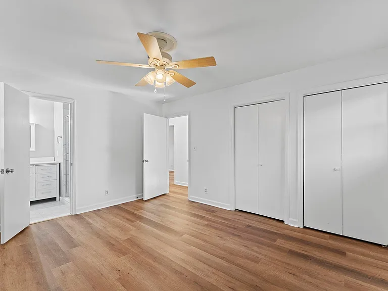 1115 Gardendale Dr — Photo 25