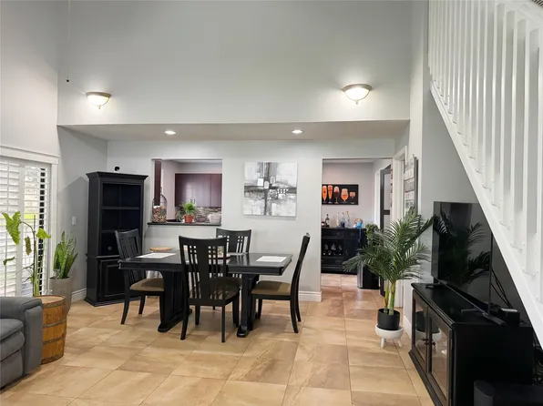 10212 NW 33rd Place, Sunrise, FL 33351