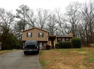 2554 Hencley Cir SW, Marietta, GA 30008