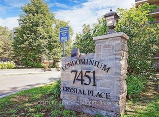 7451 Yonge St #101, Markham, ON L3T 2B4