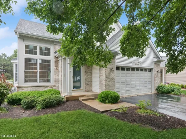 16306 Windsor Lake Ct, Crest Hill, IL 60403