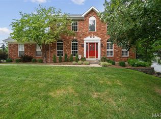 415 Lynwood Forest Dr, Ballwin, MO