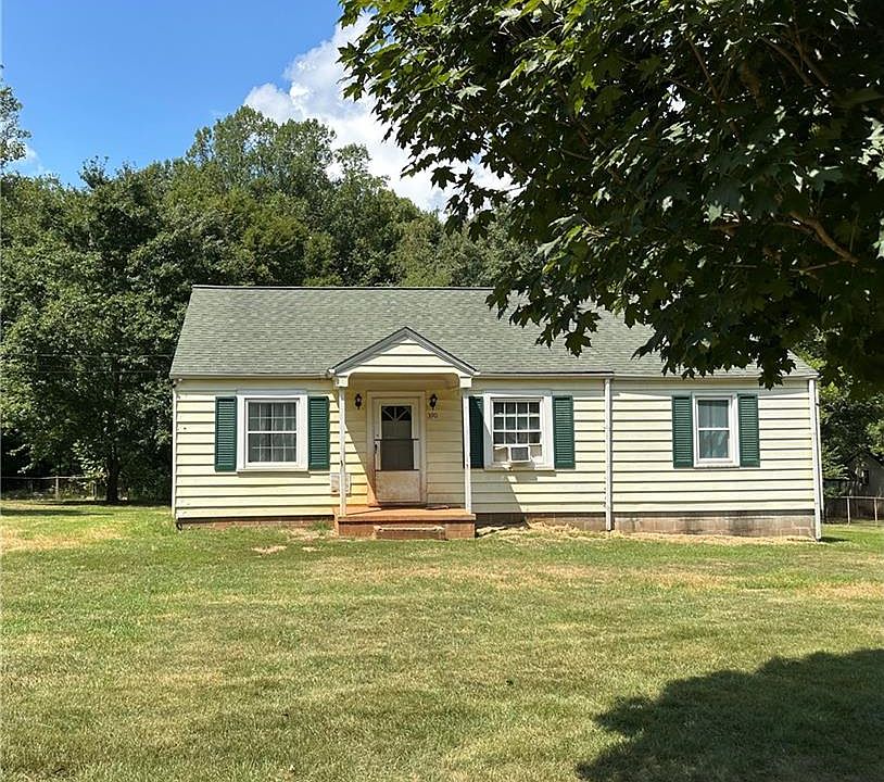 1st image of 390 Ward Rd