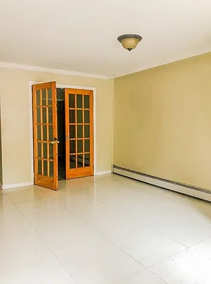 Rented by Compass | media 18